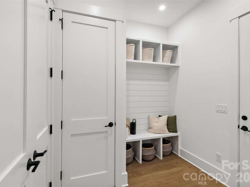 3035 Florida Avenue, Charlotte, NC 28205.  MLS# CAR4396817, YatesRealty ID 37761. 