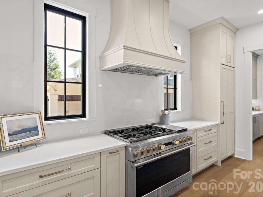 3035 Florida Avenue, Charlotte, NC 28205.  MLS# CAR4396817, YatesRealty ID 37761. 