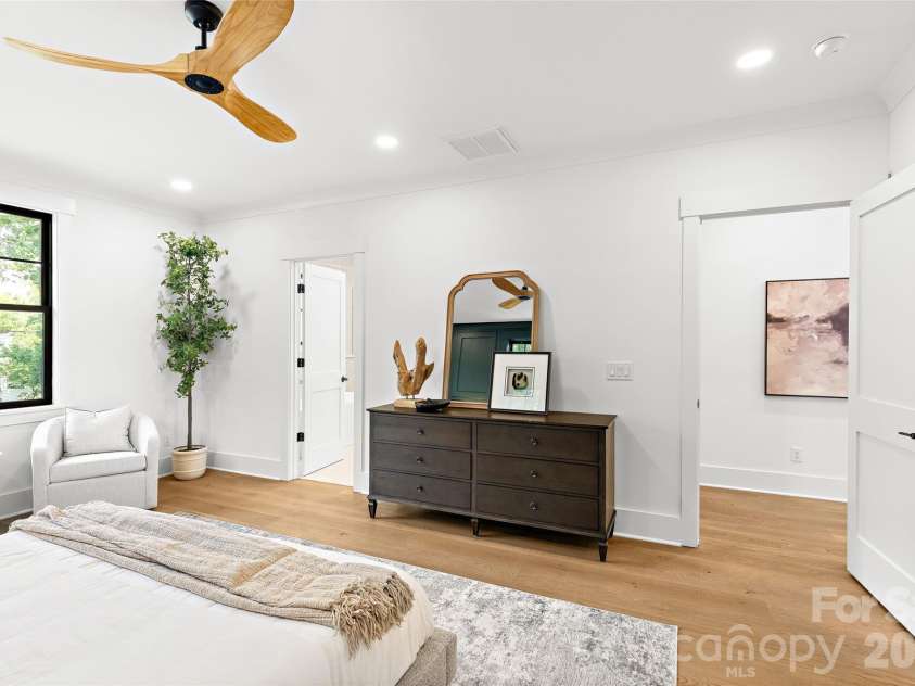 3035 Florida Avenue, Charlotte, NC 28205.  MLS# CAR4396817, YatesRealty ID 37761. 
