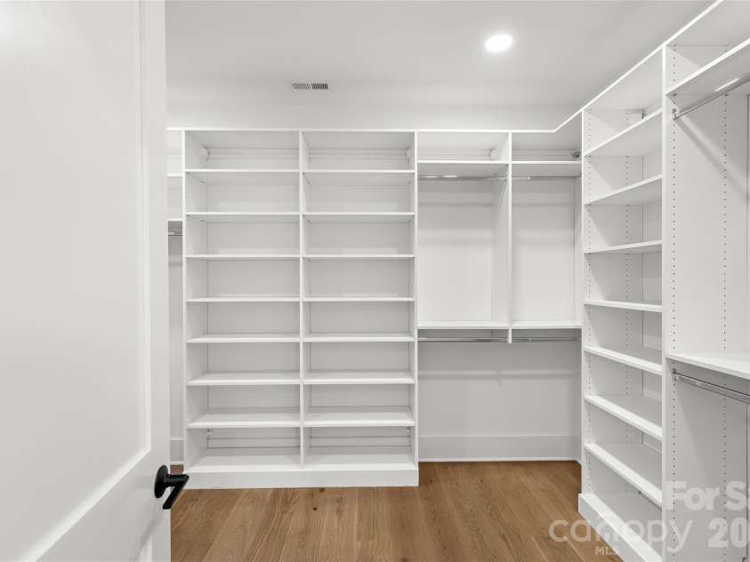 3035 Florida Avenue, Charlotte, NC 28205.  MLS# CAR4396817, YatesRealty ID 37761. 