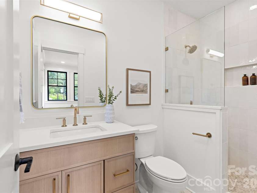 3035 Florida Avenue, Charlotte, NC 28205.  MLS# CAR4396817, YatesRealty ID 37761. 
