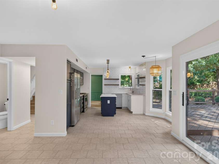 6815 Oldecastle Court, Charlotte, NC 28277.  MLS# CAR4403085, YatesRealty ID 37762. 
