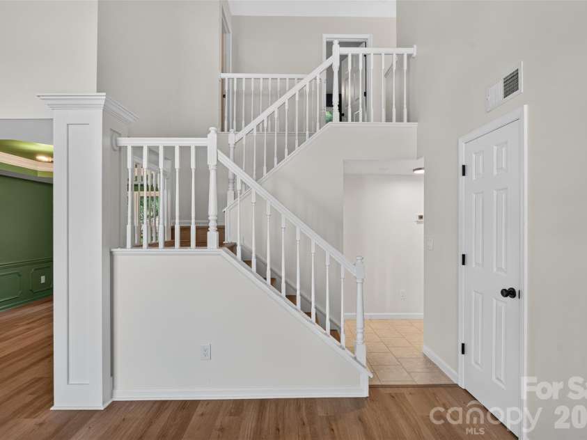 6815 Oldecastle Court, Charlotte, NC 28277.  MLS# CAR4403085, YatesRealty ID 37762. 
