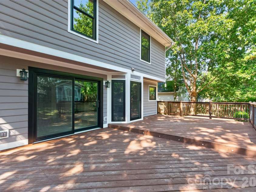 6815 Oldecastle Court, Charlotte, NC 28277.  MLS# CAR4403085, YatesRealty ID 37762. 