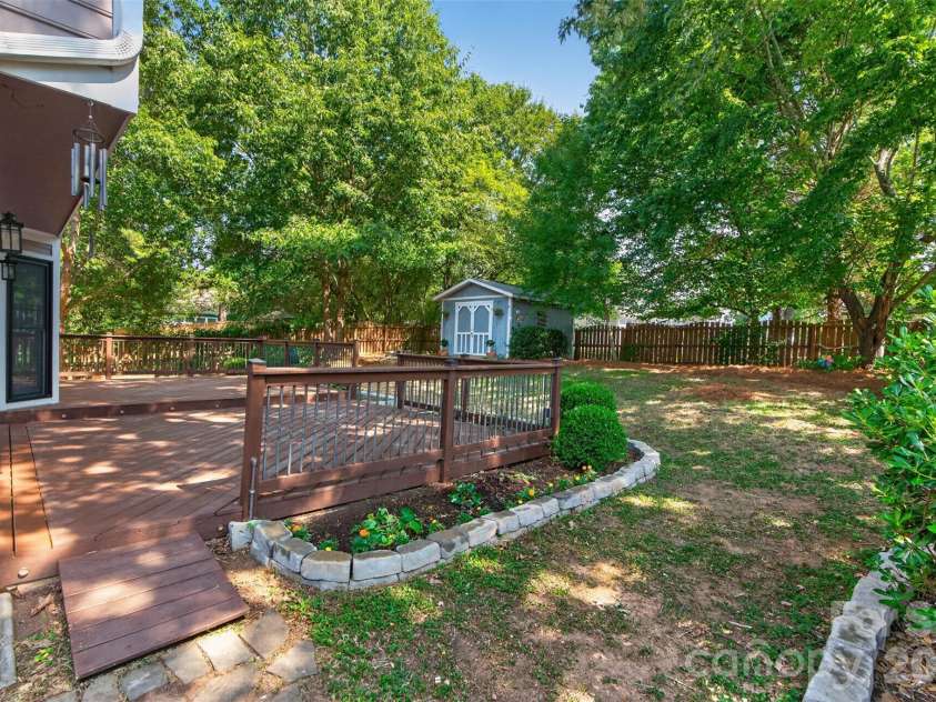 6815 Oldecastle Court, Charlotte, NC 28277.  MLS# CAR4403085, YatesRealty ID 37762. 