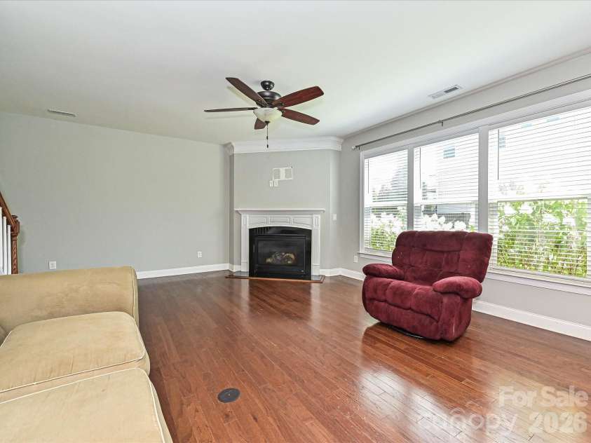 2019 Silverwood Drive, Waxhaw, NC 28173.  MLS# CAR4404290, YatesRealty ID 37763. Great Room