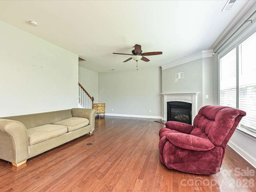 2019 Silverwood Drive, Waxhaw, NC 28173.  MLS# CAR4404290, YatesRealty ID 37763. Great Room