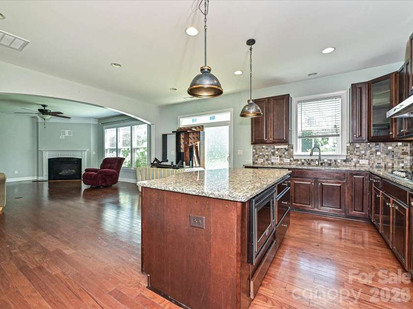 2019 Silverwood Drive, Waxhaw, NC 28173.  MLS# CAR4404290, YatesRealty ID 37763. Kitchen