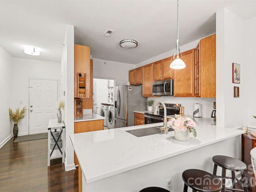 11855 Ridgeway Park Drive, Charlotte, NC 28277.  MLS# CAR4401248, YatesRealty ID 37764. 