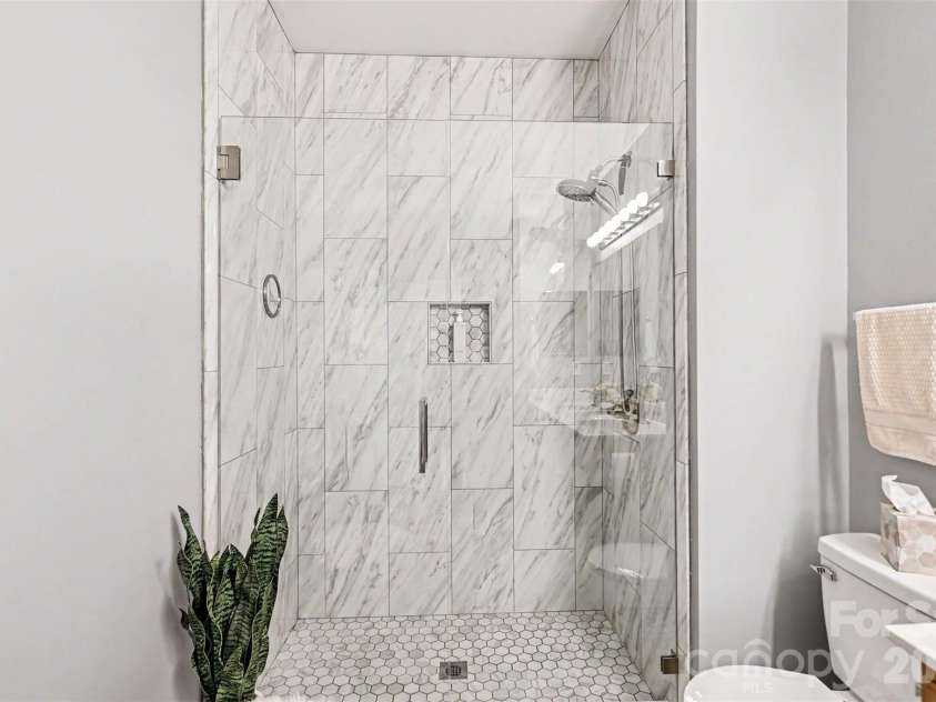 11855 Ridgeway Park Drive, Charlotte, NC 28277.  MLS# CAR4401248, YatesRealty ID 37764. 