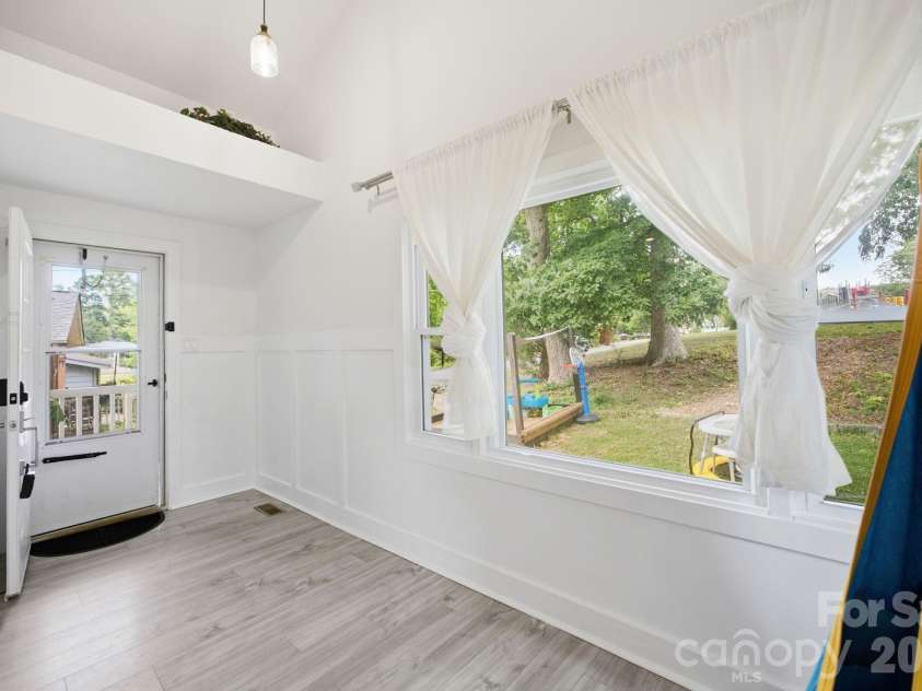 443 & 447 Brandon Street, Davidson, NC 28036.  MLS# CAR4398578, YatesRealty ID 37766. 