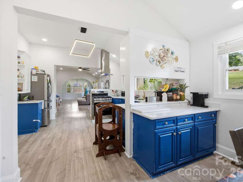 443 & 447 Brandon Street, Davidson, NC 28036.  MLS# CAR4398578, YatesRealty ID 37766. 