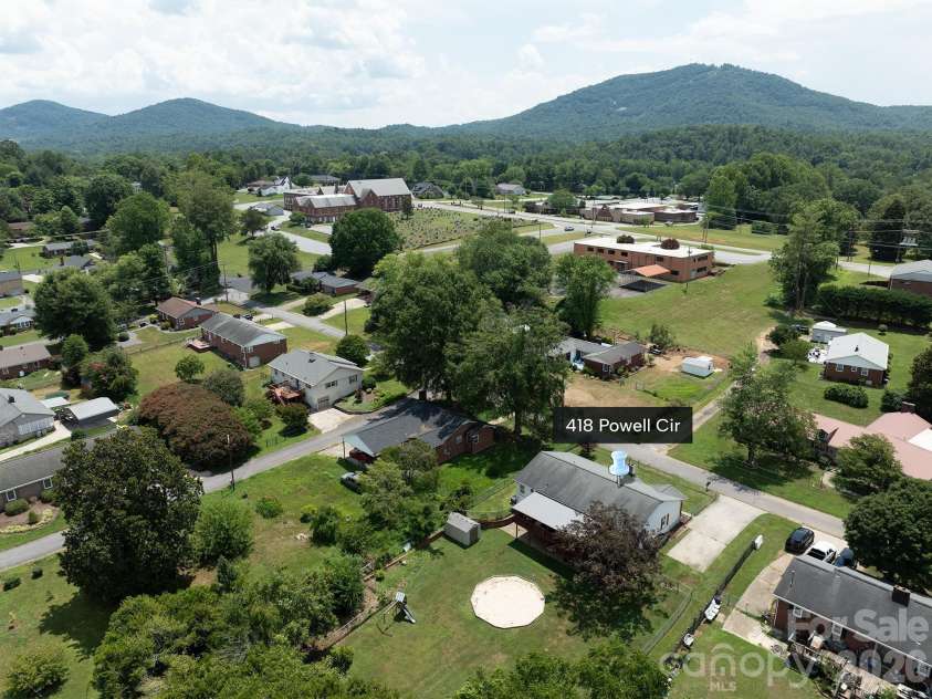 418 Powell Circle, Lenoir, NC 28645.  MLS# CAR4400790, YatesRealty ID 37767. 