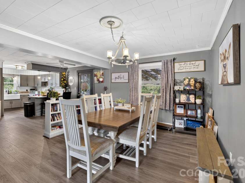 418 Powell Circle, Lenoir, NC 28645.  MLS# CAR4400790, YatesRealty ID 37767. 