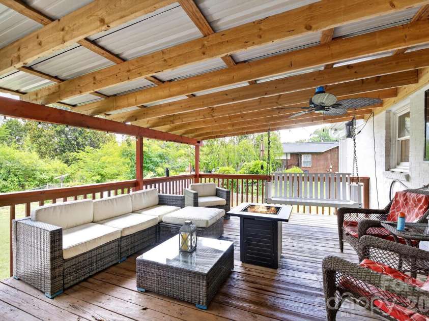 418 Powell Circle, Lenoir, NC 28645.  MLS# CAR4400790, YatesRealty ID 37767. 