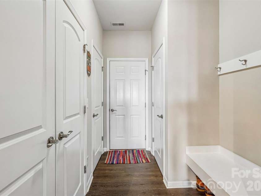 131 Jana Drive, Statesville, NC 28677.  MLS# CAR4376033, YatesRealty ID 37769. 