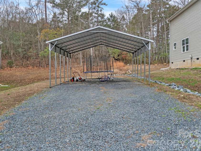 518 Lake Head Road, Norwood, NC 28128.  MLS# CAR4321250, YatesRealty ID 3777. 