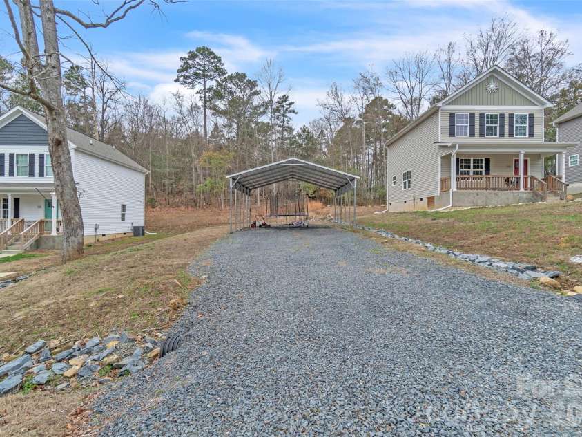 518 Lake Head Road, Norwood, NC 28128.  MLS# CAR4321250, YatesRealty ID 3777. 
