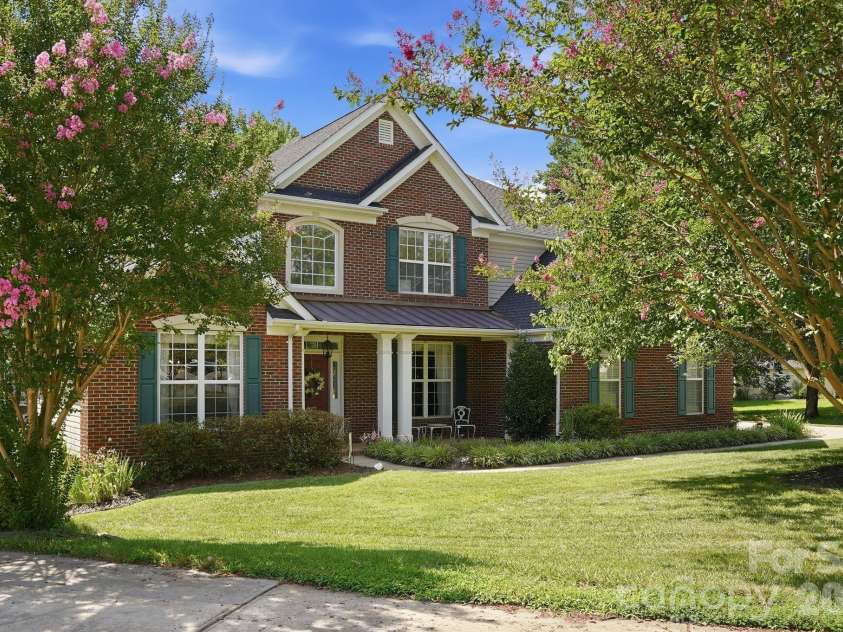 6121 Lostgate Lane, Waxhaw, NC 28173.  MLS# CAR4401256, YatesRealty ID 37771. 