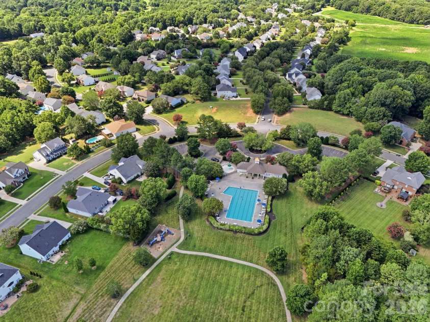 6121 Lostgate Lane, Waxhaw, NC 28173.  MLS# CAR4401256, YatesRealty ID 37771. Amenity Center