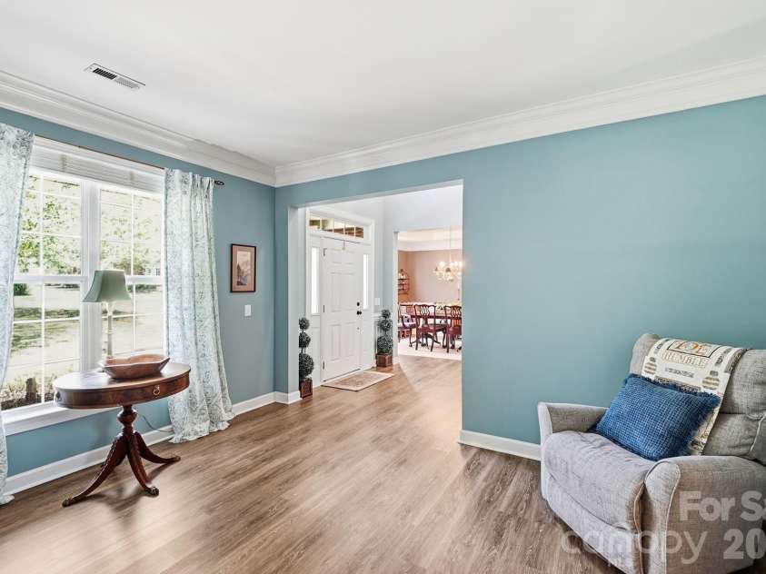 6121 Lostgate Lane, Waxhaw, NC 28173.  MLS# CAR4401256, YatesRealty ID 37771. Office/Flex Space