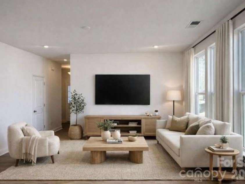 7617 Ethora Way, Charlotte, NC 28216.  MLS# CAR4373564, YatesRealty ID 37772. Living Area