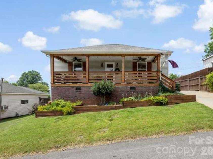 13 1st Street, Cramerton, NC 28032.  MLS# CAR4401860, YatesRealty ID 37775. 