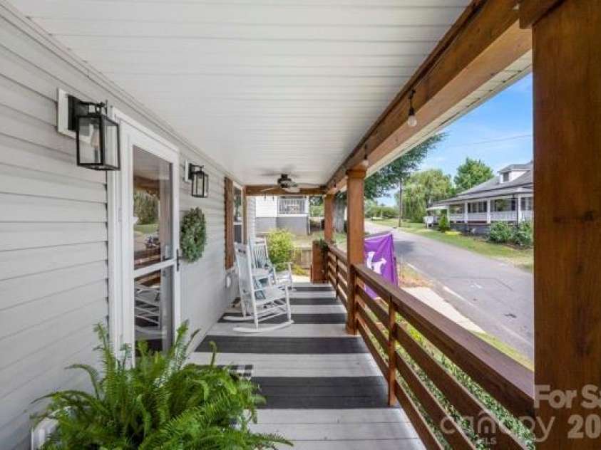 13 1st Street, Cramerton, NC 28032.  MLS# CAR4401860, YatesRealty ID 37775. 