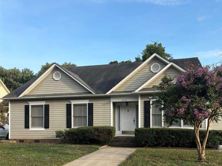 2119 Summers Glen, Rock Hill, SC 29732.  MLS# CAR4404867, YatesRealty ID 37778. Front Exterior
