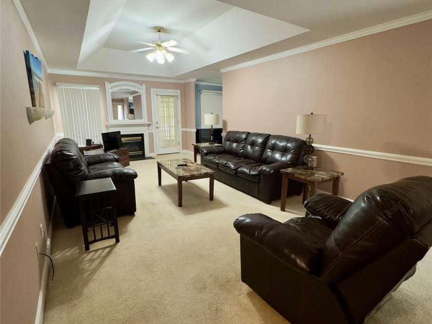 2119 Summers Glen, Rock Hill, SC 29732.  MLS# CAR4404867, YatesRealty ID 37778. Living Room