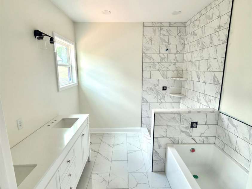 1204 Spring Time Court, Lenoir, NC 28645.  MLS# CAR4399220, YatesRealty ID 37779. Master bath