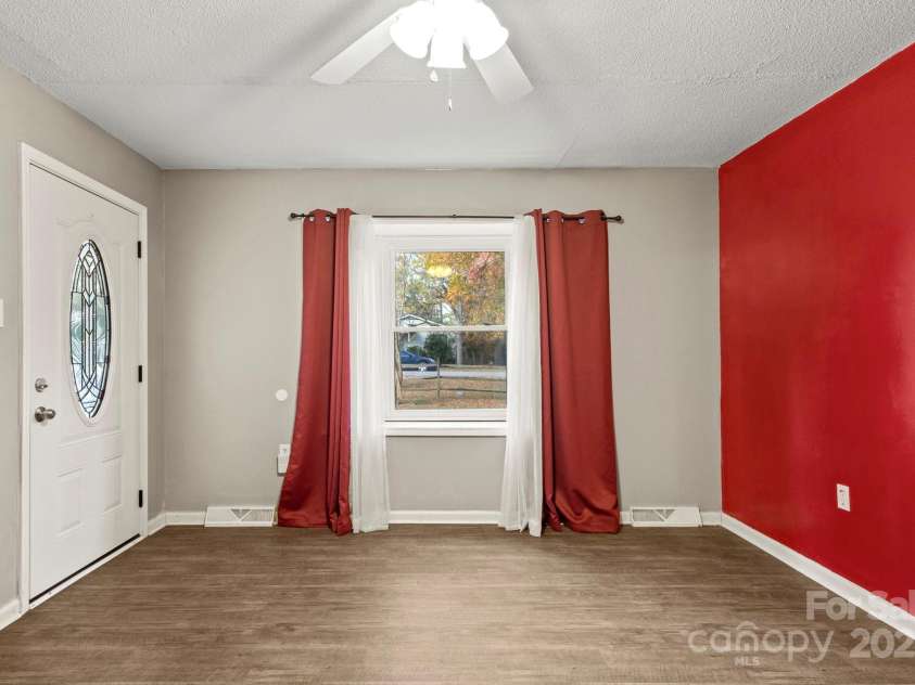 604 Cold Stream Circle, Chester, SC 29706.  MLS# CAR4321621, YatesRealty ID 3778. 