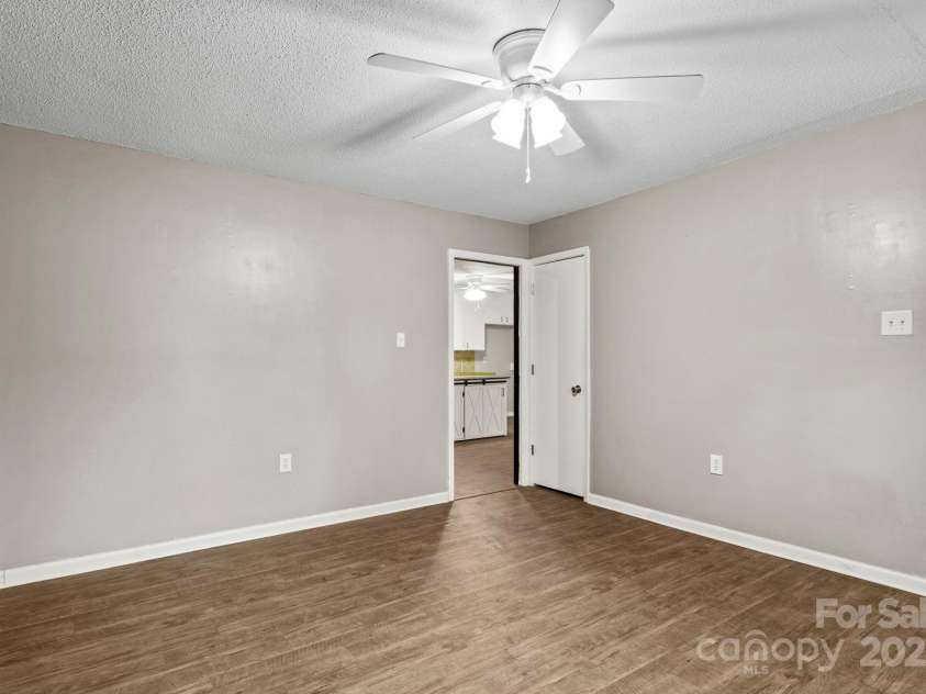 604 Cold Stream Circle, Chester, SC 29706.  MLS# CAR4321621, YatesRealty ID 3778. 