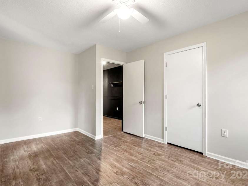 604 Cold Stream Circle, Chester, SC 29706.  MLS# CAR4321621, YatesRealty ID 3778. 