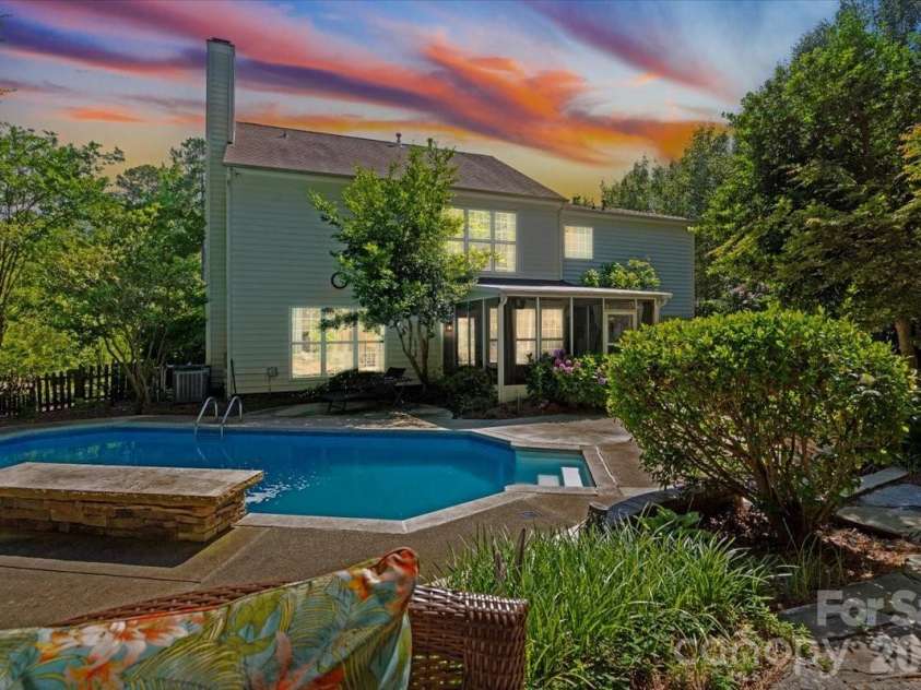 10701 Pomerane Place, Charlotte, NC 28277.  MLS# CAR4402076, YatesRealty ID 37780. 
