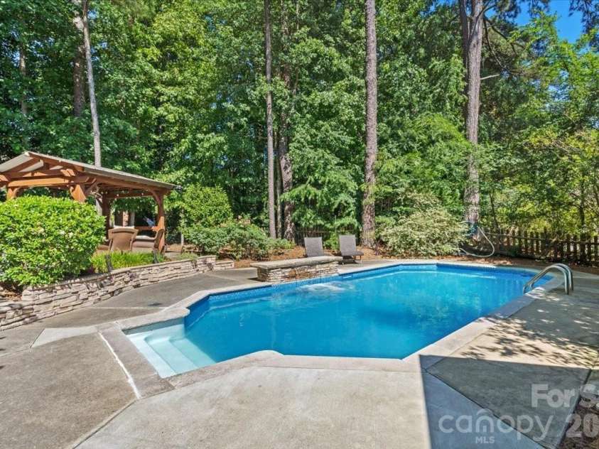 10701 Pomerane Place, Charlotte, NC 28277.  MLS# CAR4402076, YatesRealty ID 37780. 