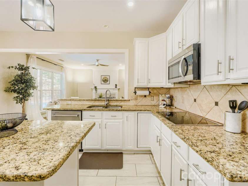 10701 Pomerane Place, Charlotte, NC 28277.  MLS# CAR4402076, YatesRealty ID 37780. 