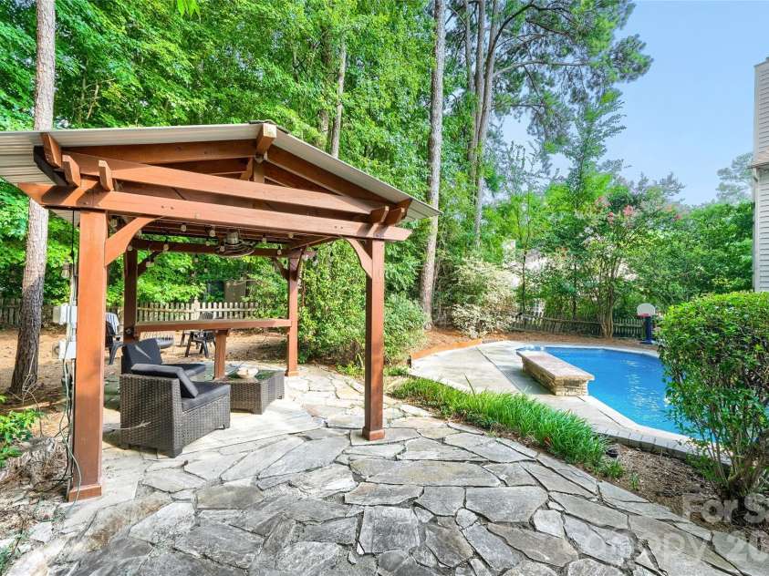10701 Pomerane Place, Charlotte, NC 28277.  MLS# CAR4402076, YatesRealty ID 37780. 