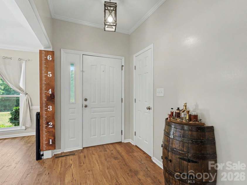 8301 Mooresville Road, Concord, NC 28027.  MLS# CAR4397469, YatesRealty ID 37781. 