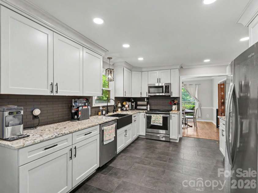 8301 Mooresville Road, Concord, NC 28027.  MLS# CAR4397469, YatesRealty ID 37781. 