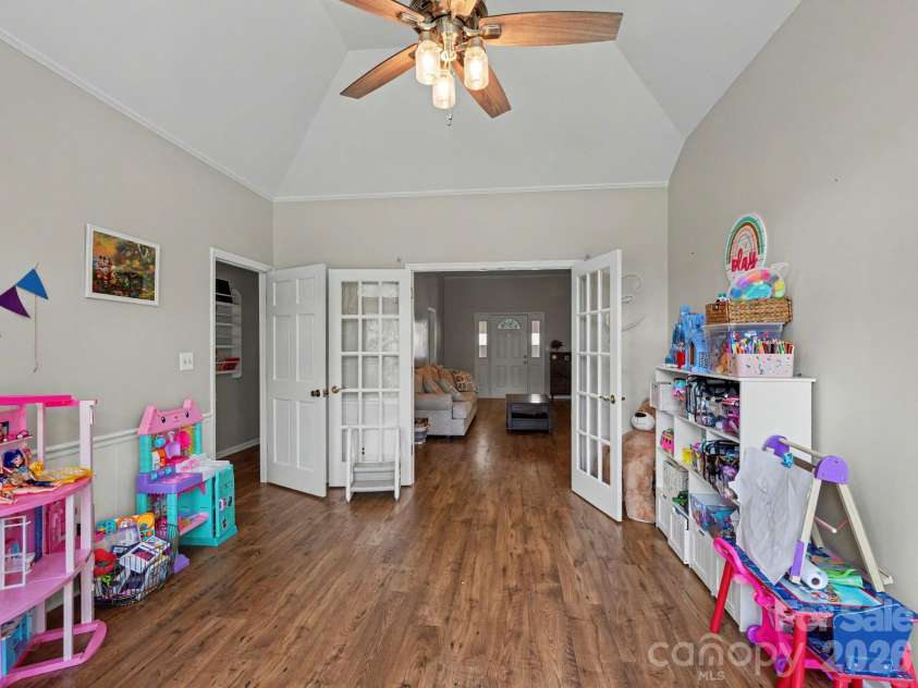 8301 Mooresville Road, Concord, NC 28027.  MLS# CAR4397469, YatesRealty ID 37781. 