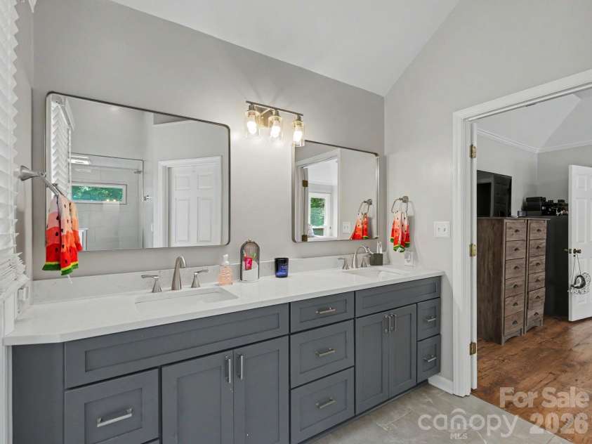 8301 Mooresville Road, Concord, NC 28027.  MLS# CAR4397469, YatesRealty ID 37781. 