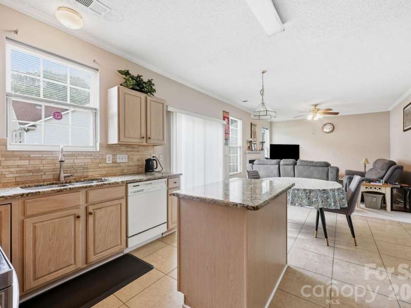 8818 Norway Court, Charlotte, NC 28269.  MLS# CAR4401510, YatesRealty ID 37782. 