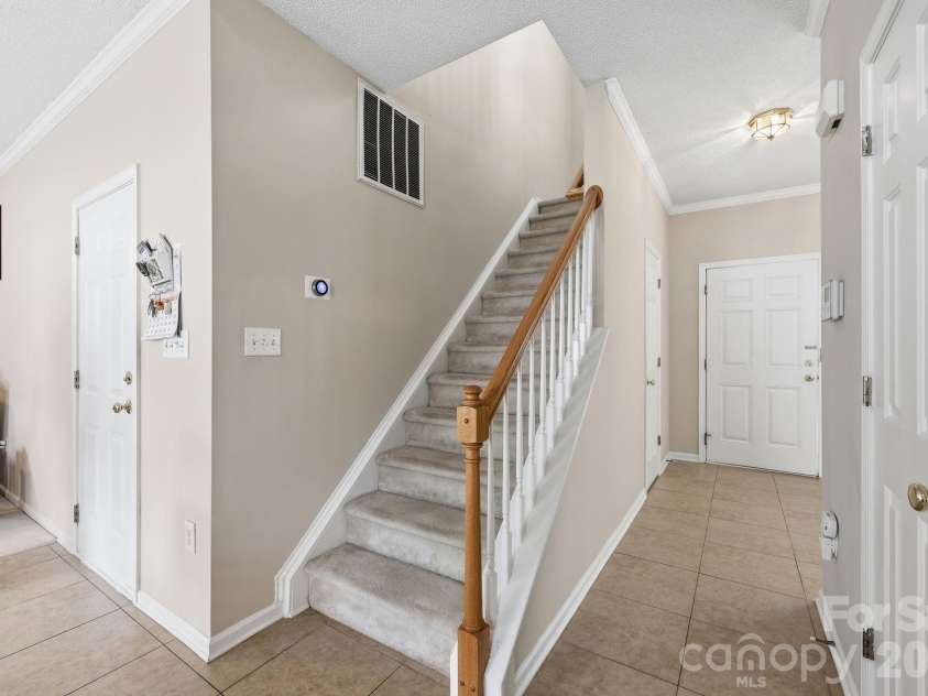 8818 Norway Court, Charlotte, NC 28269.  MLS# CAR4401510, YatesRealty ID 37782. 
