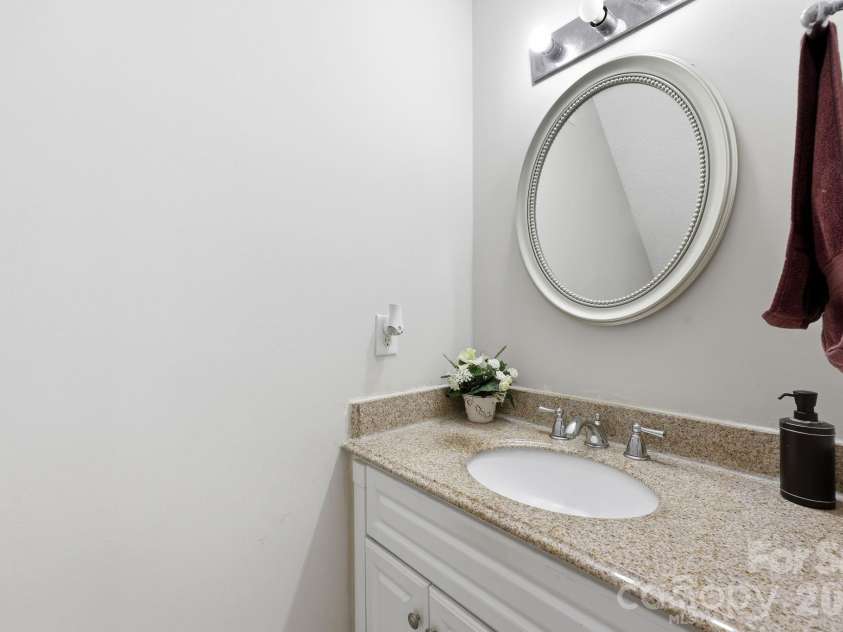 8818 Norway Court, Charlotte, NC 28269.  MLS# CAR4401510, YatesRealty ID 37782. 