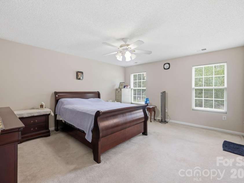 8818 Norway Court, Charlotte, NC 28269.  MLS# CAR4401510, YatesRealty ID 37782. 