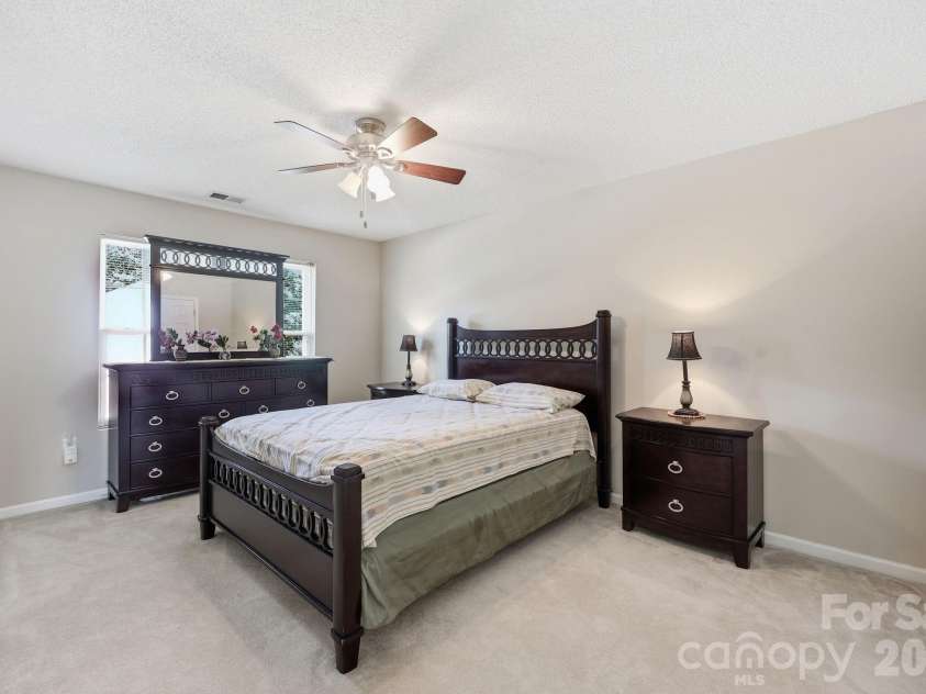 8818 Norway Court, Charlotte, NC 28269.  MLS# CAR4401510, YatesRealty ID 37782. 