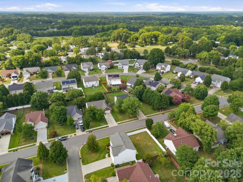 8818 Norway Court, Charlotte, NC 28269.  MLS# CAR4401510, YatesRealty ID 37782. 