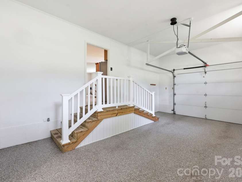 811 22nd Street, Kannapolis, NC 28083.  MLS# CAR4403486, YatesRealty ID 37785. 