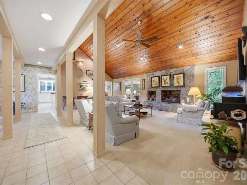 414 Stonecroft Drive, Lenoir, NC 28645.  MLS# CAR4403017, YatesRealty ID 37786. 